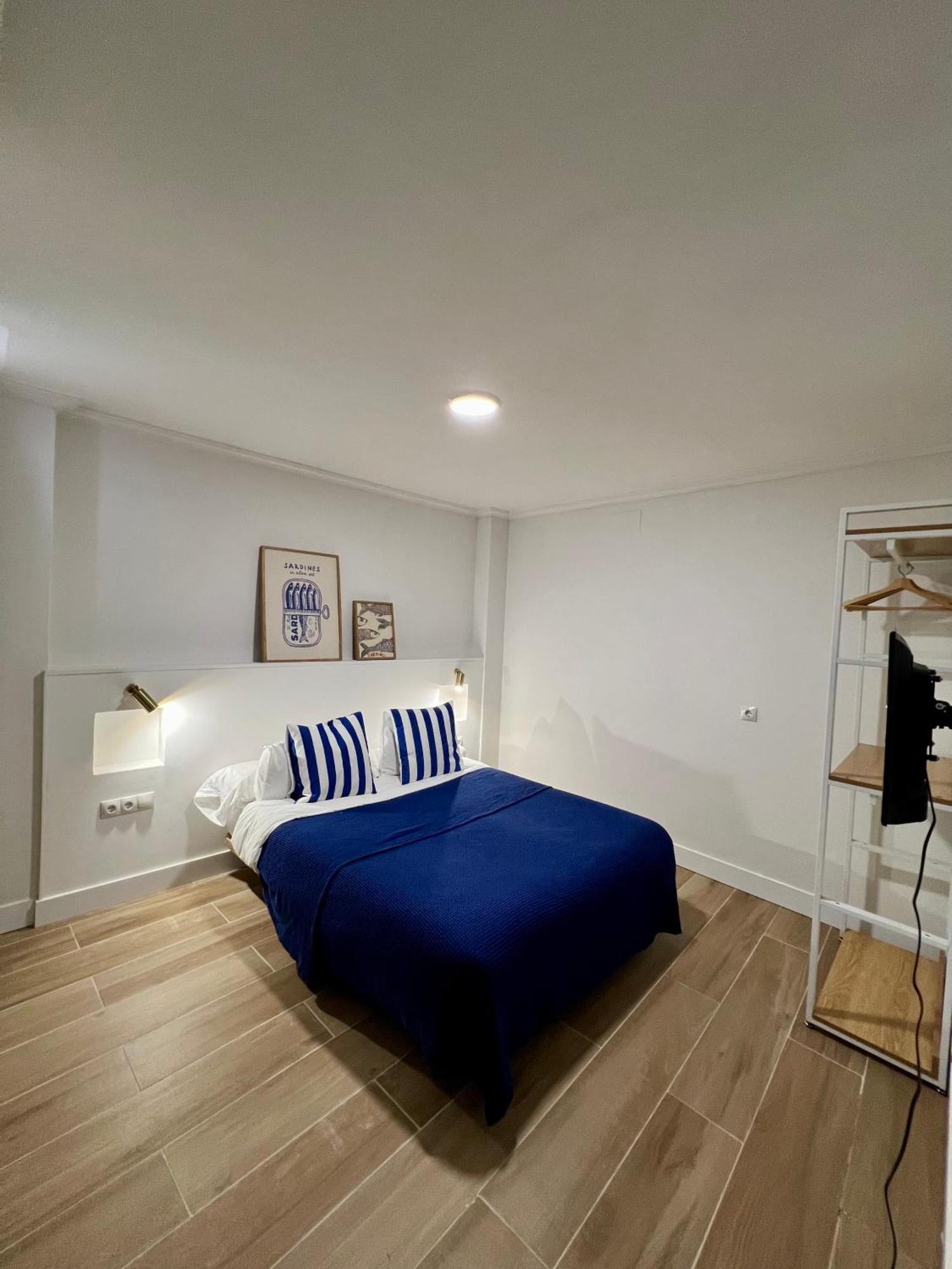 Albergue Miguel Angel Мадрид Экстерьер фото